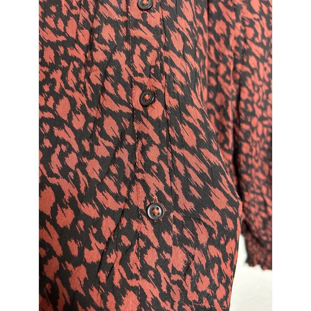 Garnet Hill Red Black Mock Neck Animal Print Long Sleeve Blouse Size Medium - Picture 5 of 11